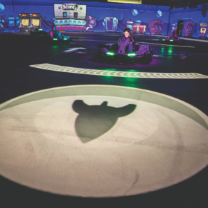 battlepool-joueuse-kart-bille-blanche-fr (1)